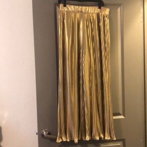 Gianni Binni Gold Pleated Pants